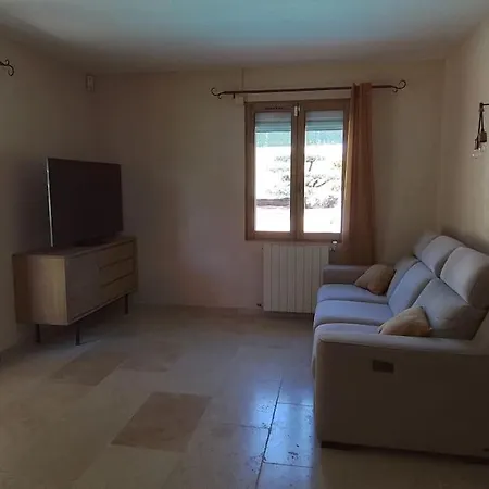 Maison Provencale Avec Piscine *